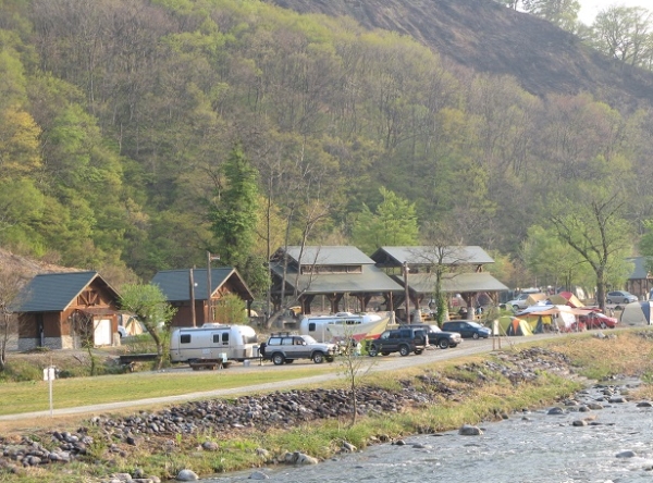 Shiroimori Caravan Site